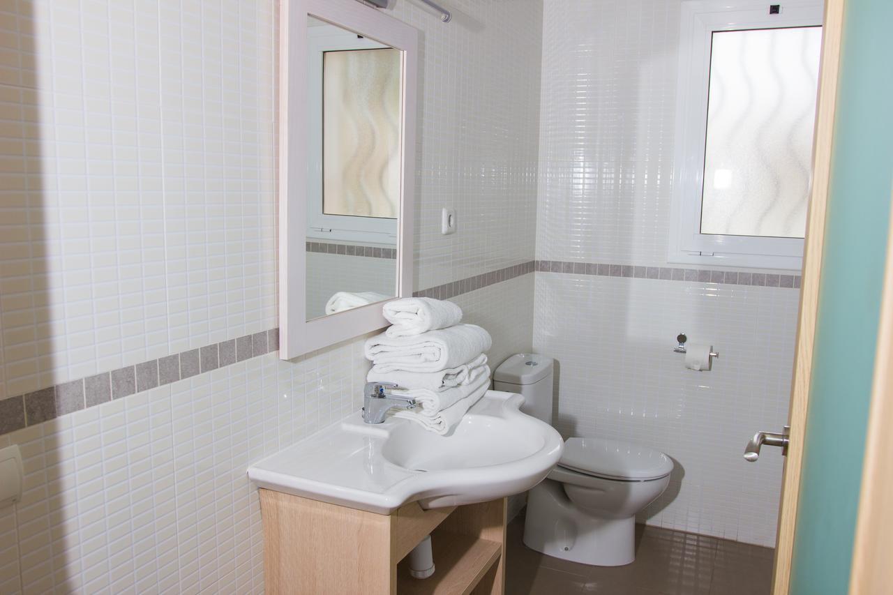 Rentalmar Villa Cristina Families Only Miami Playa Exterior photo