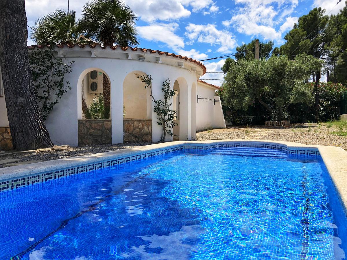 Rentalmar Villa Cristina Families Only Miami Playa Exterior photo